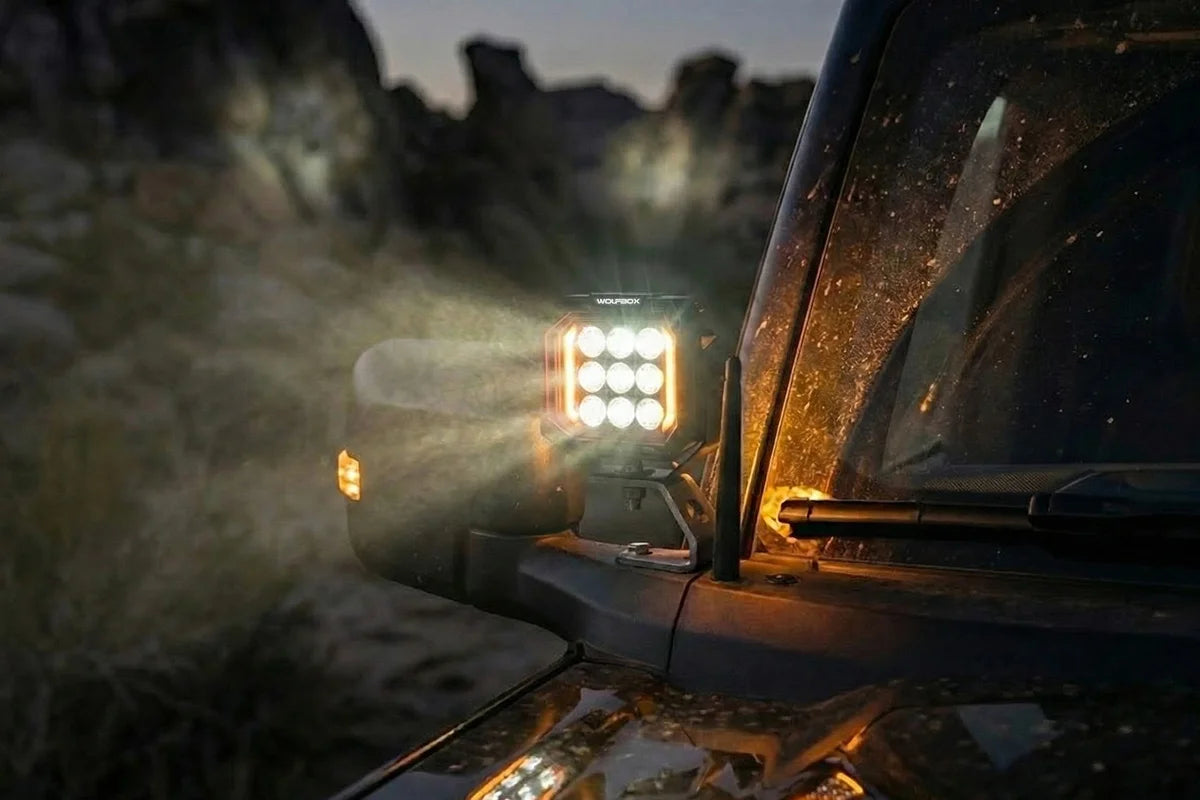 off-road-light-led-lighting-wolfbox-gears